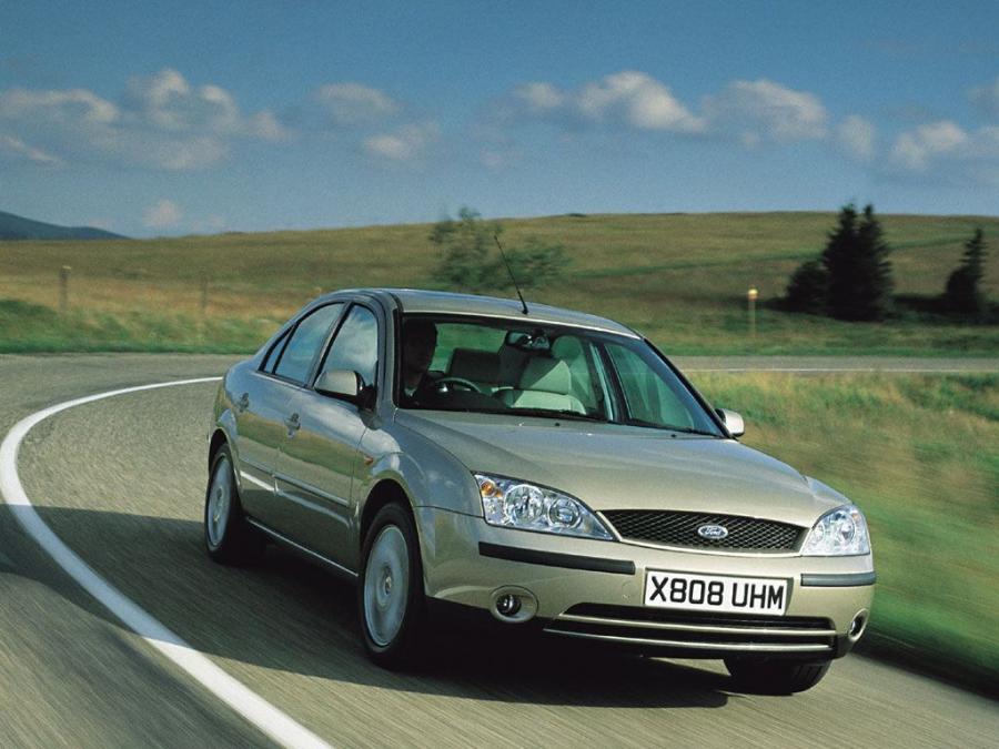  Ford Mondeo Sedan 2000 года  (UK) (фото 3 из 14)